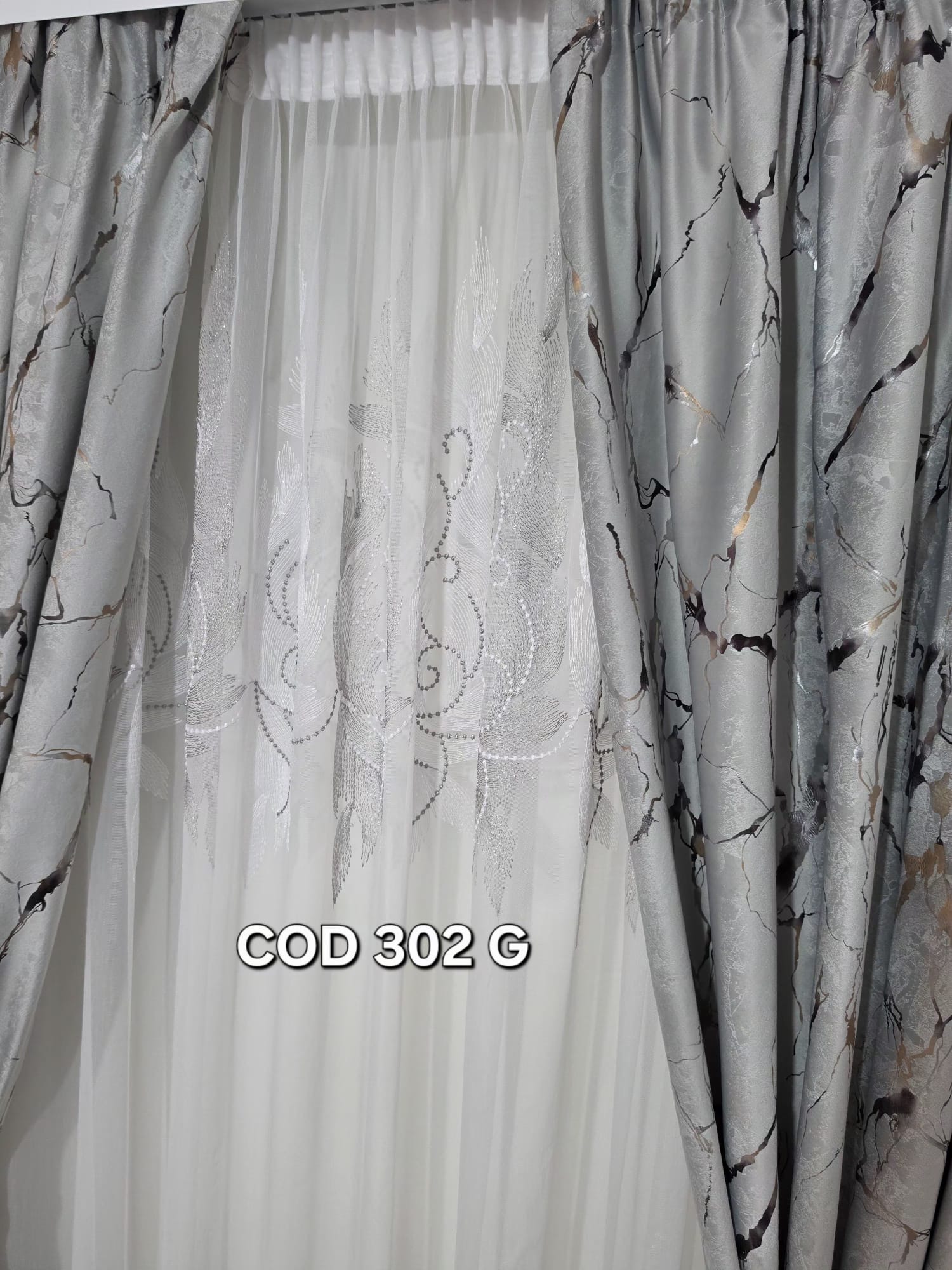Set perdea frunze gri si draperie catifea cu model gri 302G - imagine 3